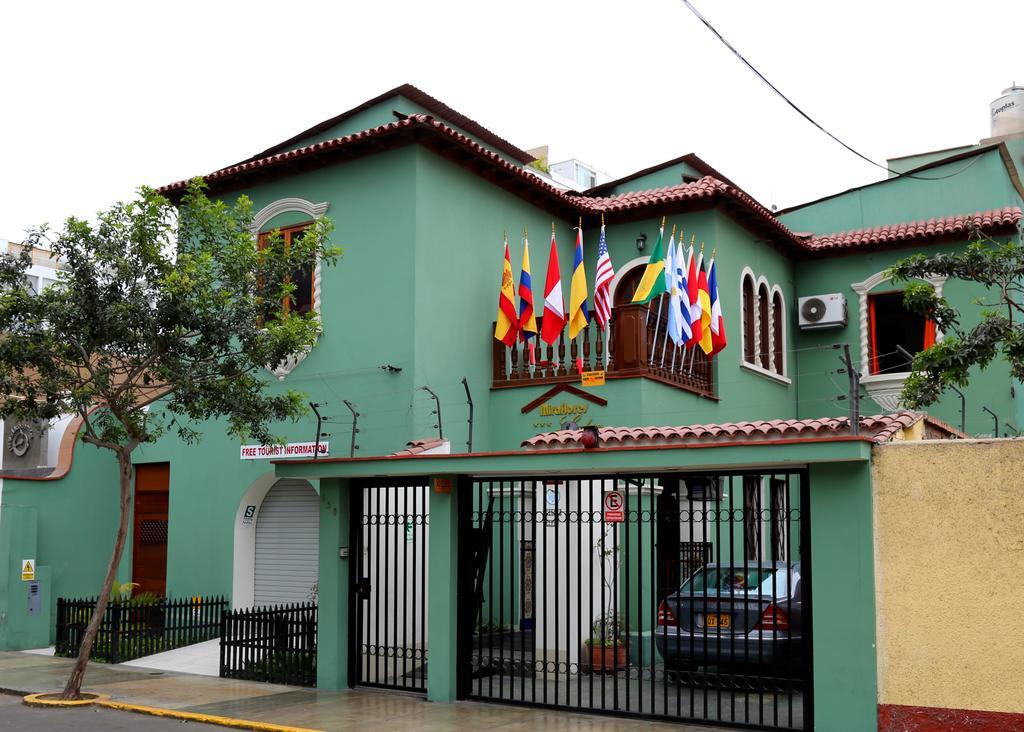 Hotel Miraflores Lodge Lima Bagian luar foto