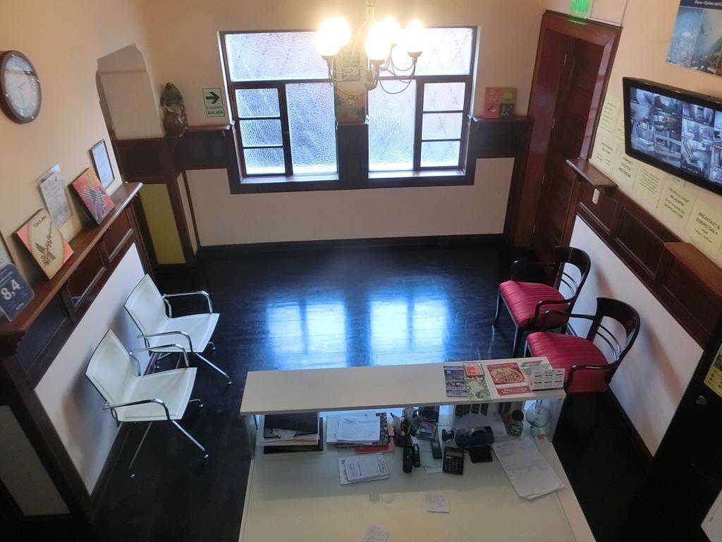 Hotel Miraflores Lodge Lima Bagian luar foto